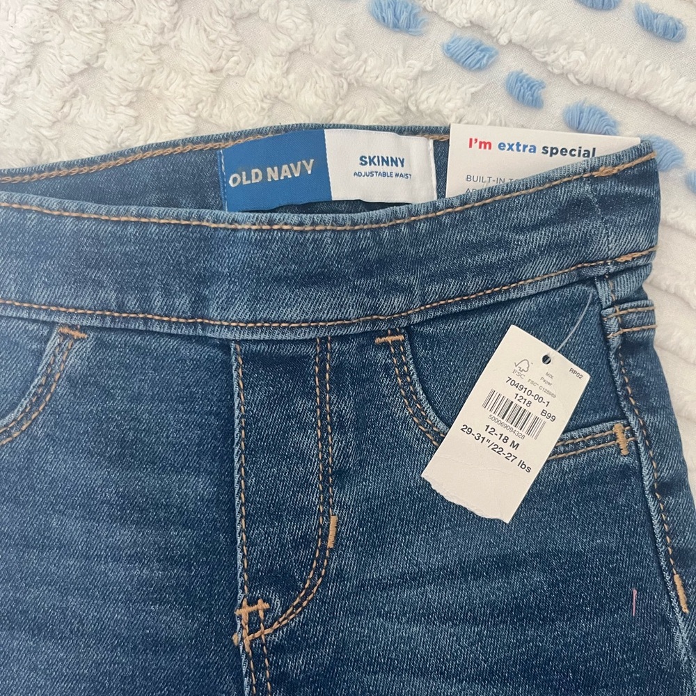 Old Navy Women's Dark Blue Skinny Jeans